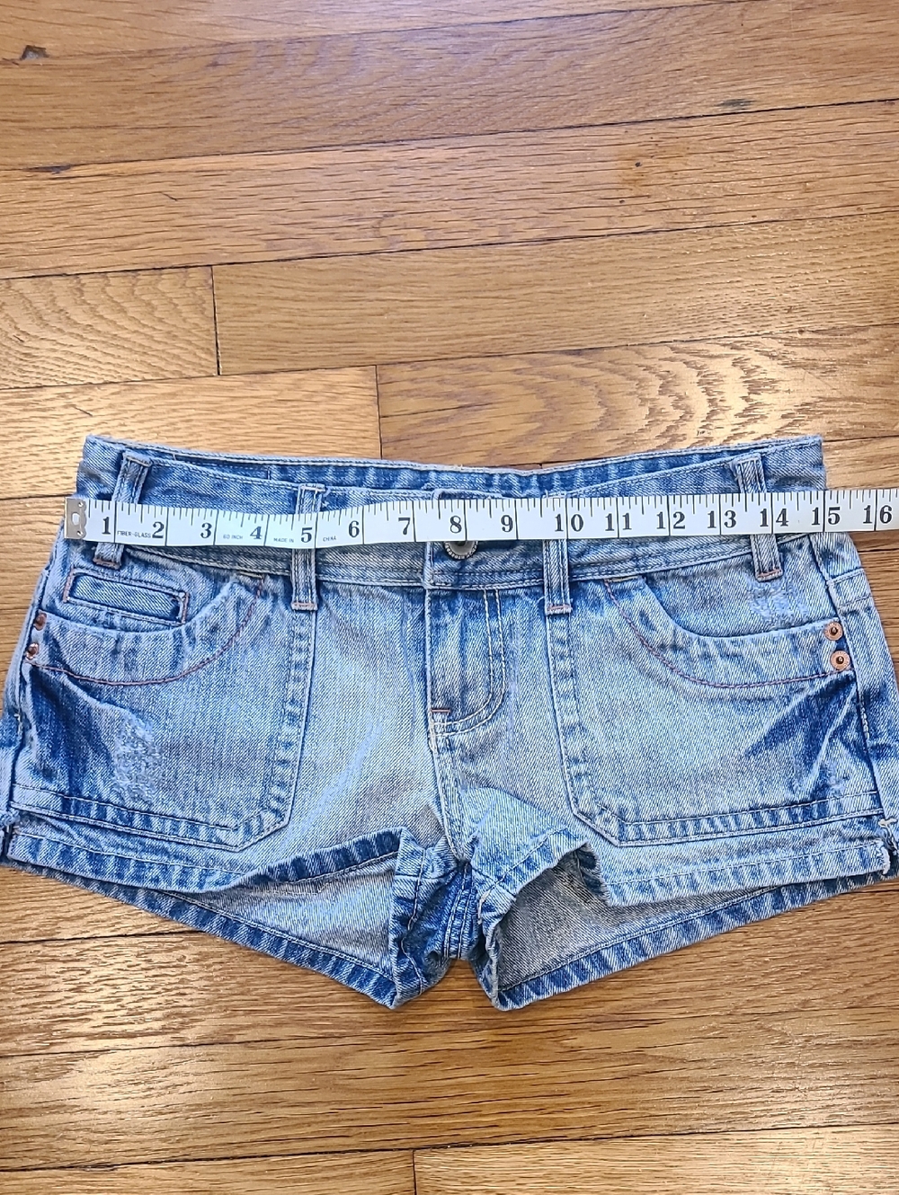 American Eagle Demin Shorts - Picture 6 of 8